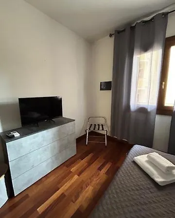 Pretty House